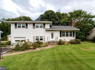 729 S Valley Ave, Vineland, NJ 08360