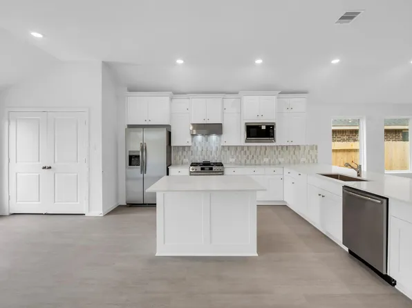 18311 Orchid Manor St, Crosby, TX 77532