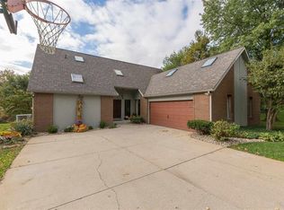 22642 Remington Ct, Elkhart, IN 46514