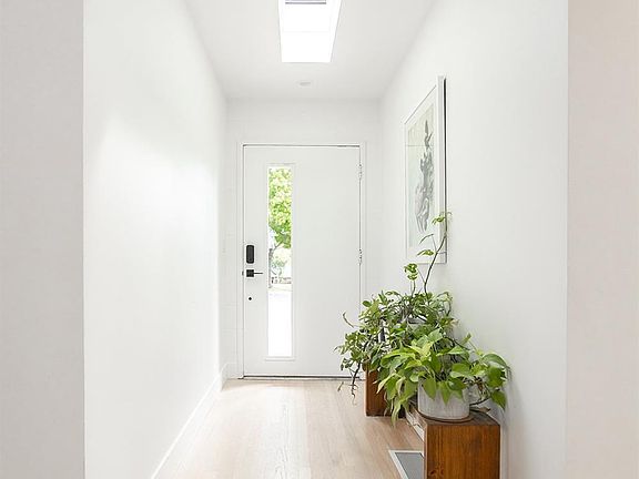 4th image of 1123 Massa Drive