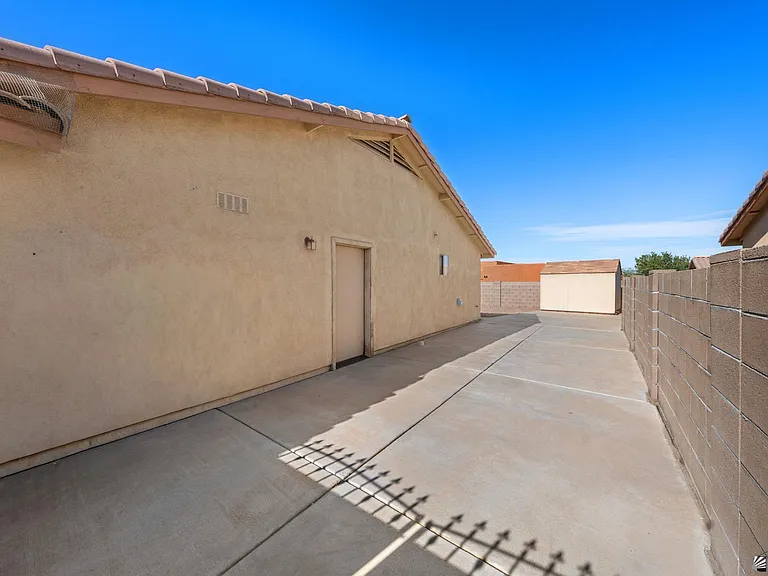 11756 E Omega Ln — Photo 12