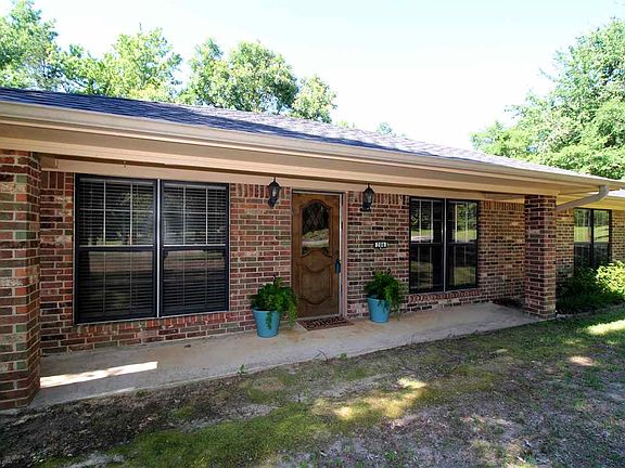 2nd image of 206 Cottonwood Trl