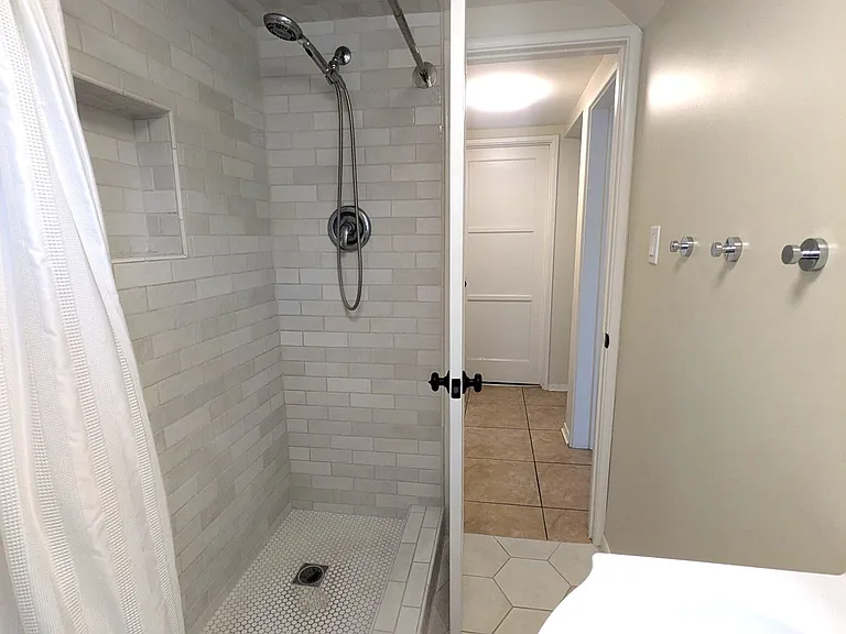 351 Franklin Dr #A — Photo 12