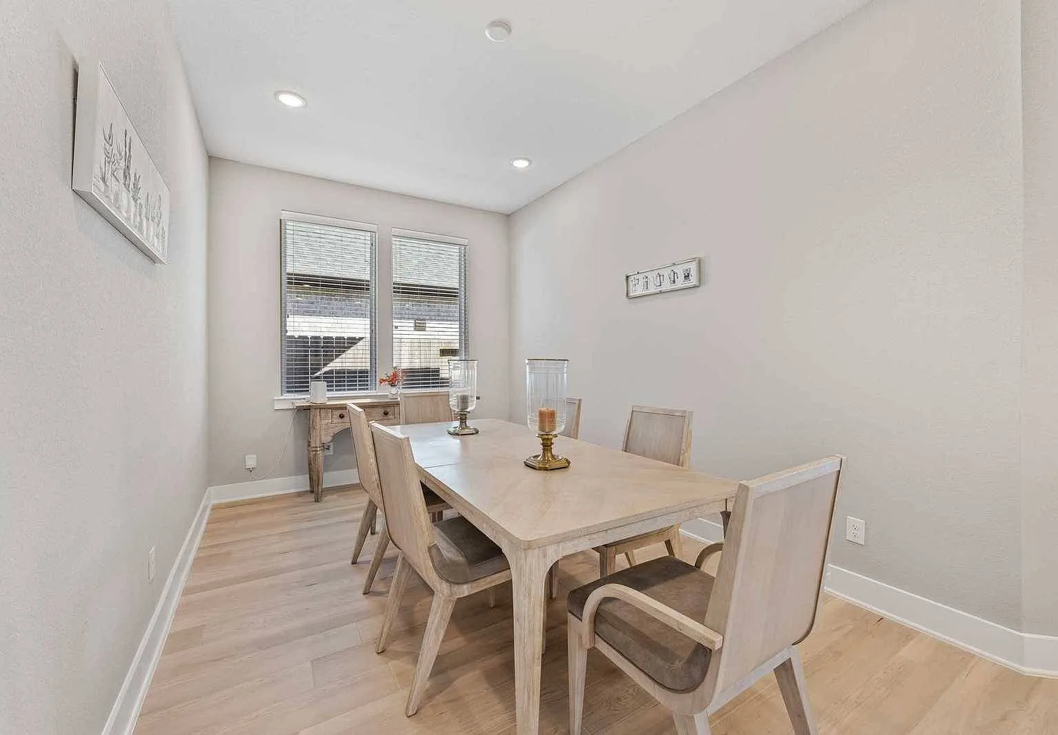 29635 Burcreek Ln — Photo 2