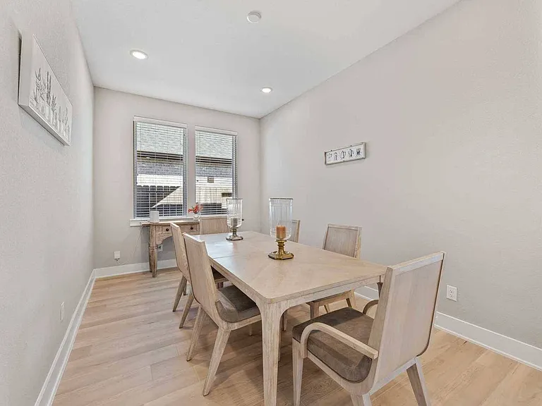29635 Burcreek Ln — Photo 2