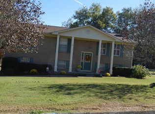 619 Pimlico Dr, Seymour, TN 37865