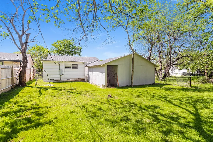 2628 S Marsalis Ave — Photo 19