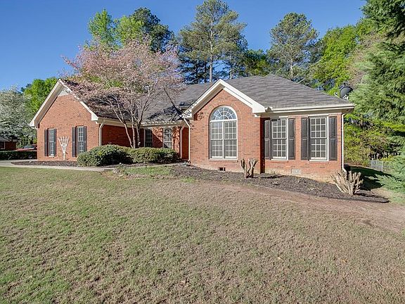 3rd image of 4395 Ivy Lynn Pl