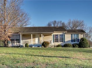 1972 Tinnin Rd, Goodlettsville, TN 37072