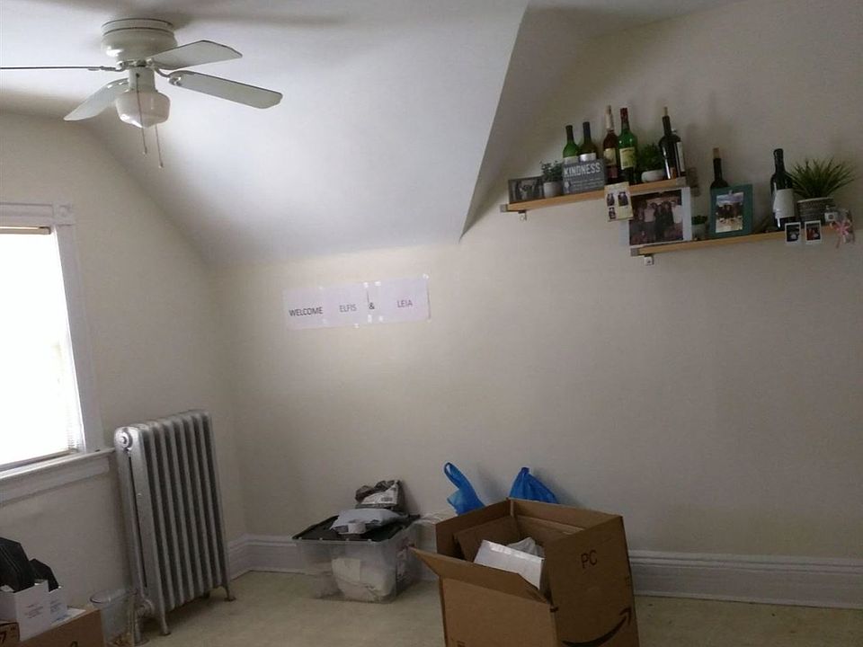 2136 83 St 3rd Fl c