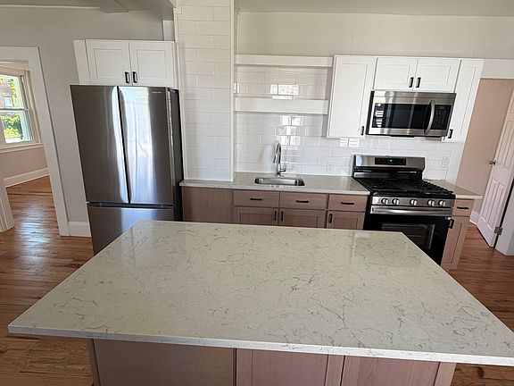 5th image of 1 Webb St #1A