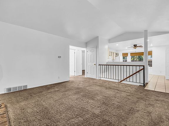 5th image of 879 Rice Cir