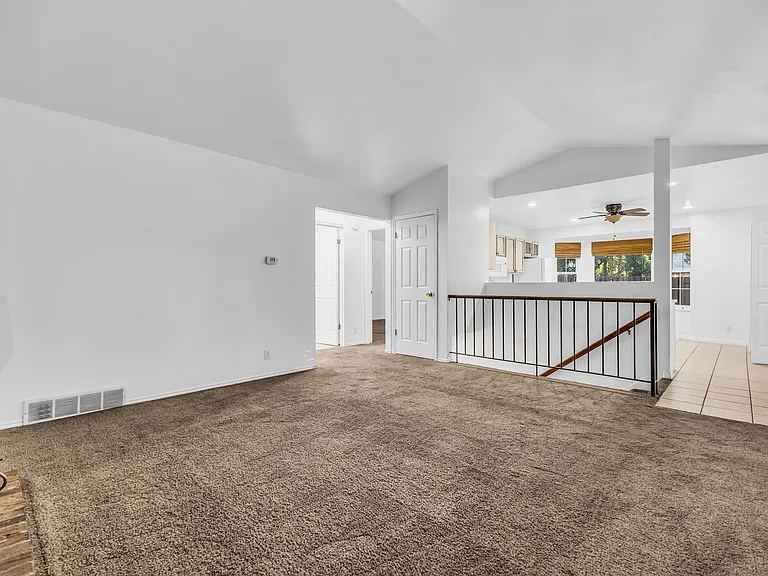 879 Rice Cir — Photo 5