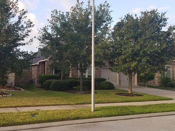 3rd image of 2927 Driftwood Bend Dr
