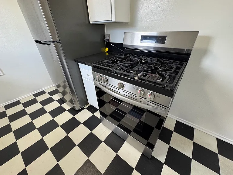 1736 S Robertson Blvd #5 — Photo 18