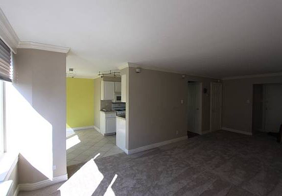 5th image of 789 N Clarkson St APT 1104