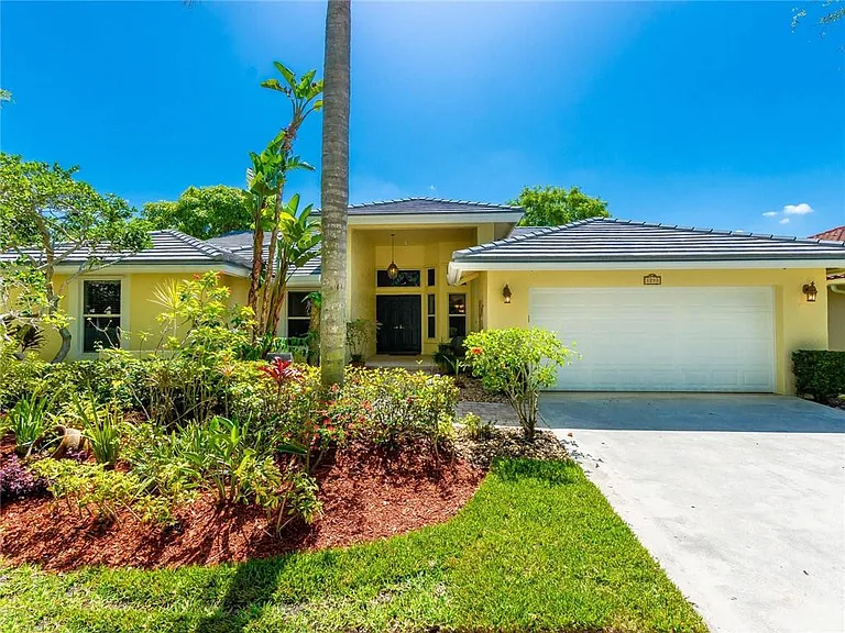 1230 Fairfax Ct — Photo 16