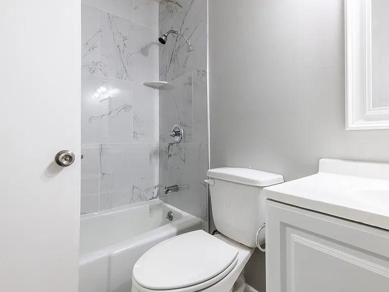504 Heritage Dr — Photo 18