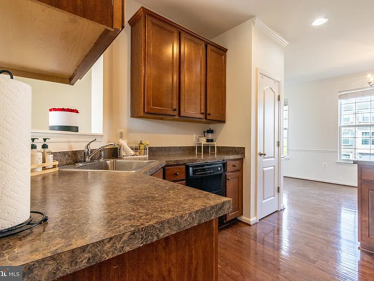 15304 Pocopson Creek Way — Photo 13