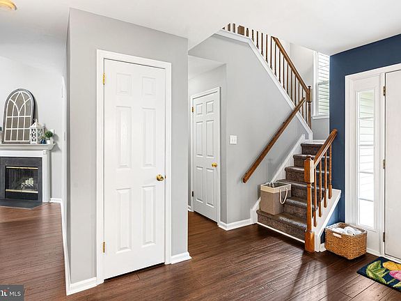 4th image of 710 Stafford Ct