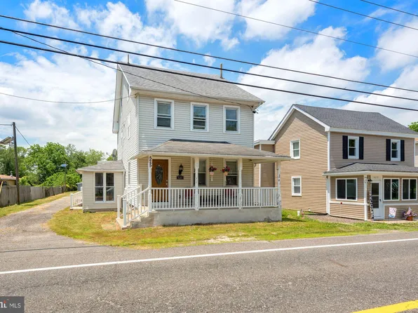 525 Ridge Rd, Southampton, NJ 08088