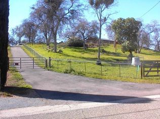 40837 Iris Rd, Squaw Valley, CA 93675