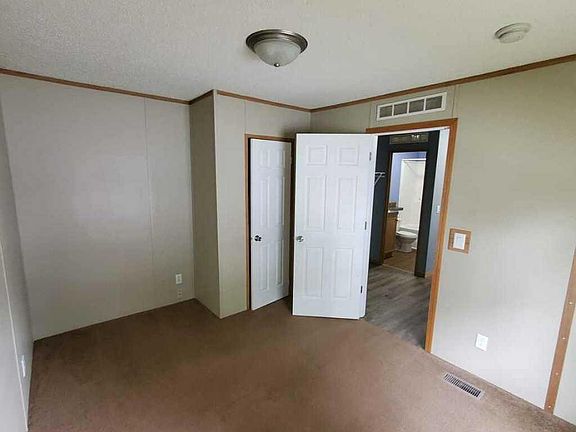 2nd image of 2900 Grand Ave #22
