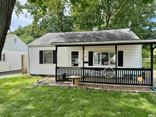 1645 N 20th St, Springfield, IL 62702