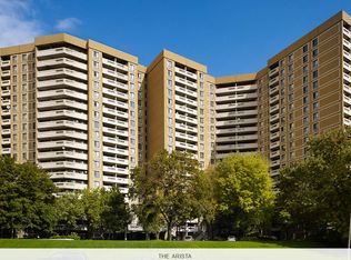 The Arista, Mississauga, ON L5A 4A3