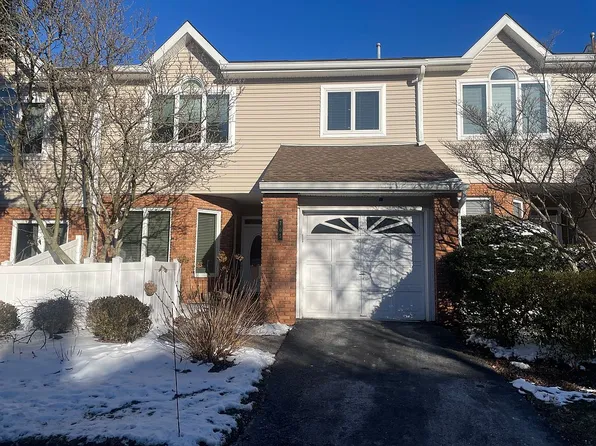 705 Timberbrooke Dr, Bedminster, NJ 07921