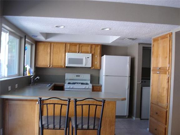 2nd image of 298 Westview Ter