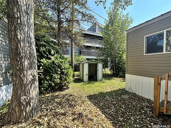 4th image of 321 Dunlop Street #7