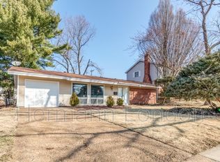 3055 Durwood Dr, Florissant, MO 63033