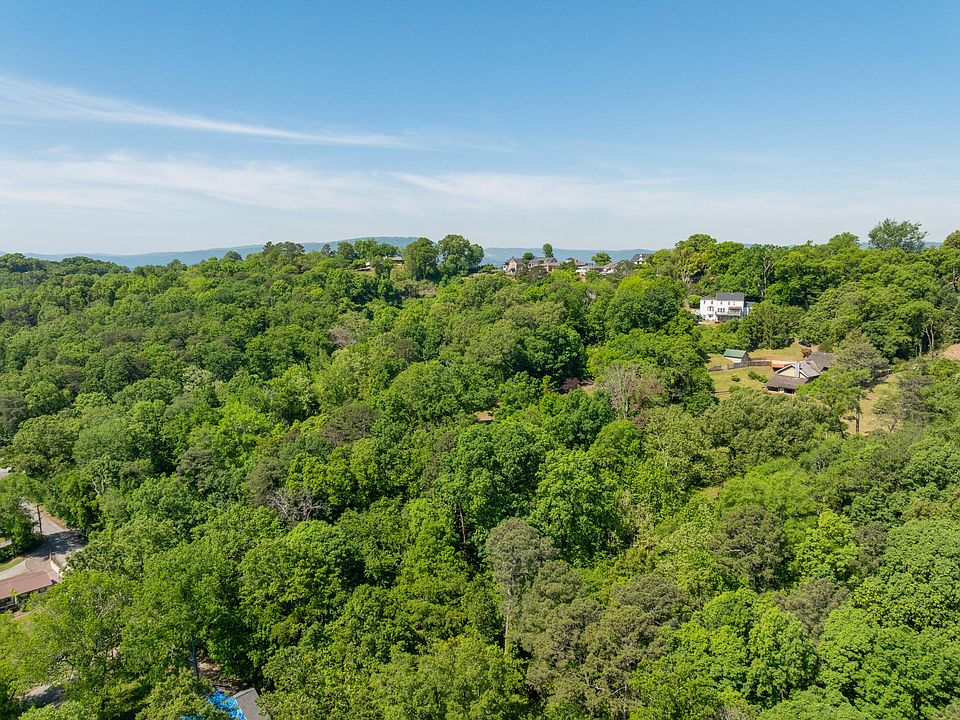 76th image of 2910 Crest Terrace Dr