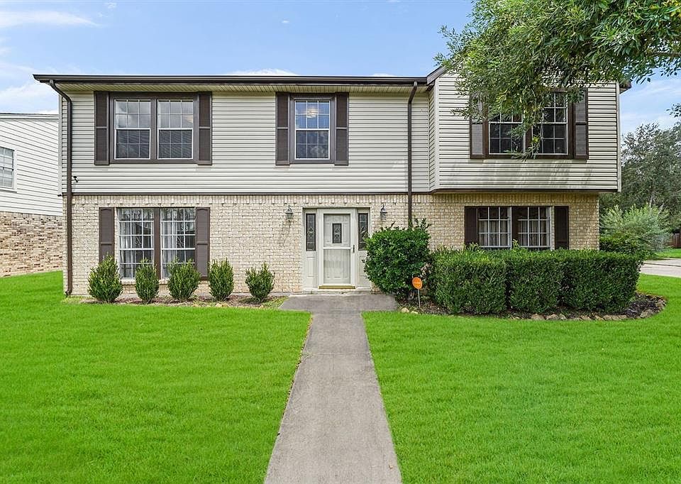 1st image of 16731 Lone Quail Ct