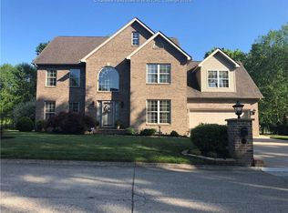 1203 Forest Dr, Hurricane, WV 25526