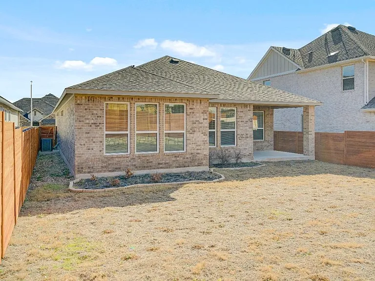1845 Donetto Dr — Photo 16