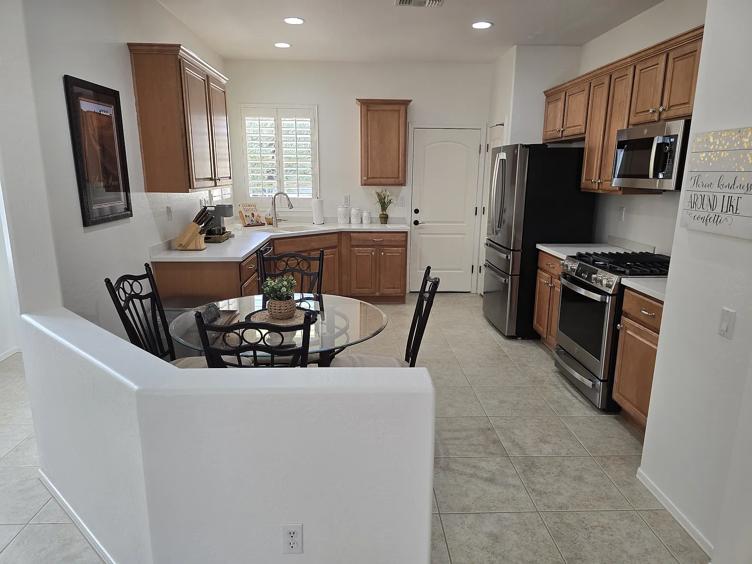 2 bed, 1154 sqft, $2,300 — Photo 4