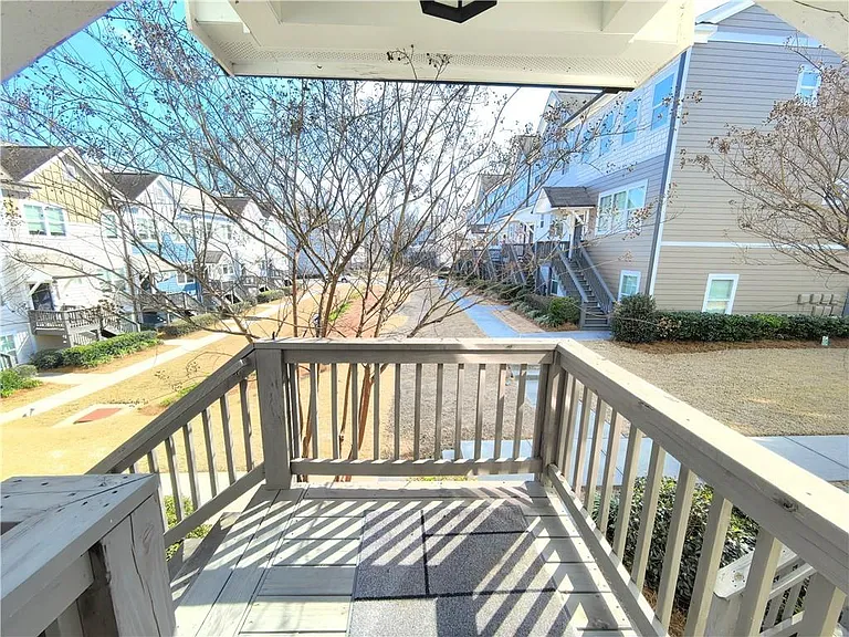 3797 Oxford Cir — Photo 3