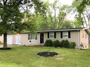 242 Oakridge Ln, Lake Saint Louis, MO 63367