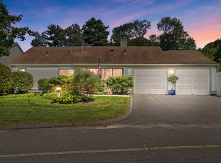 5 Catalpa Ct #5, Avon, CT 06001