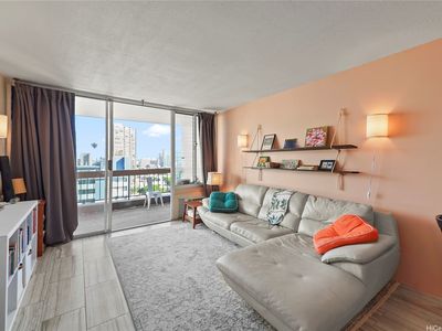 775 Kinalau Pl APT 1503, Honolulu, HI, 96813