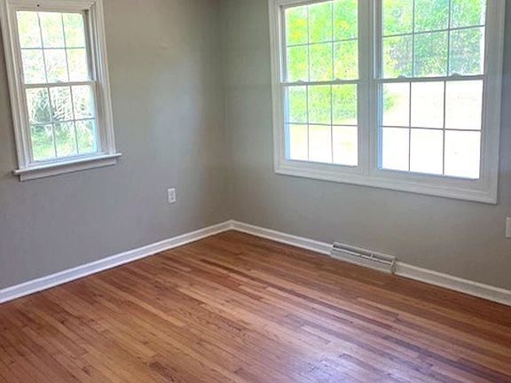 3rd image of 9286 Plank Rd