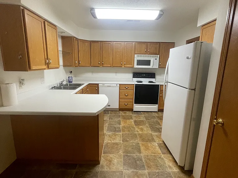 Clean kitchen