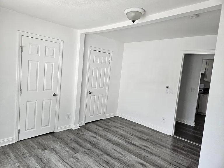 3172 Farnsworth Ave — Photo 9
