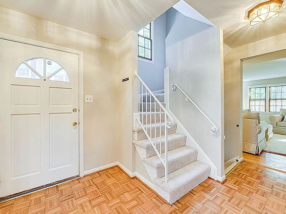 3rd image of 2955 Cashel Ln
