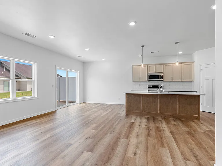 2716 Saffron Pl — Photo 7