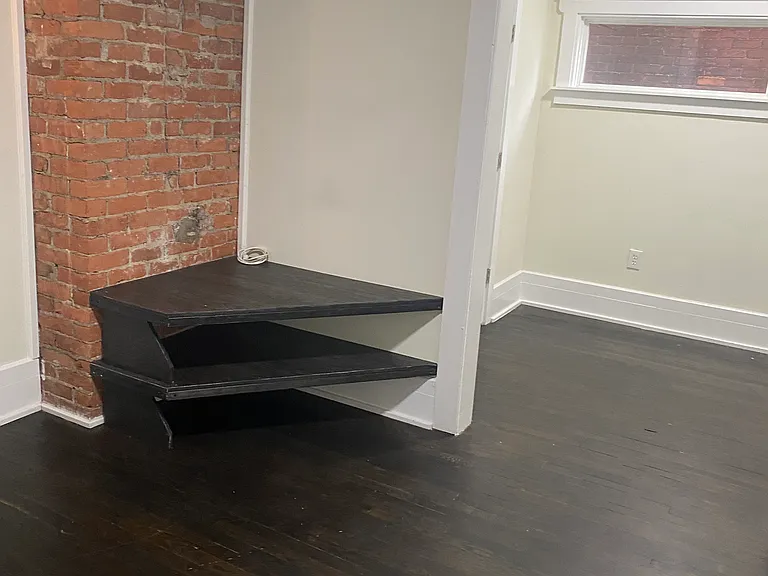 243 Horton Ave — Photo 2