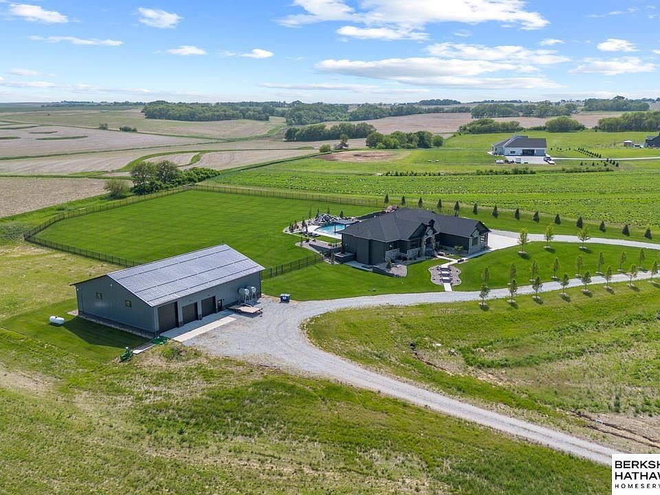 1st image of 845 Freedom Ridge Rd