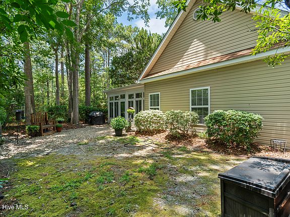 5th image of 15 Court 7 Northwest Drive